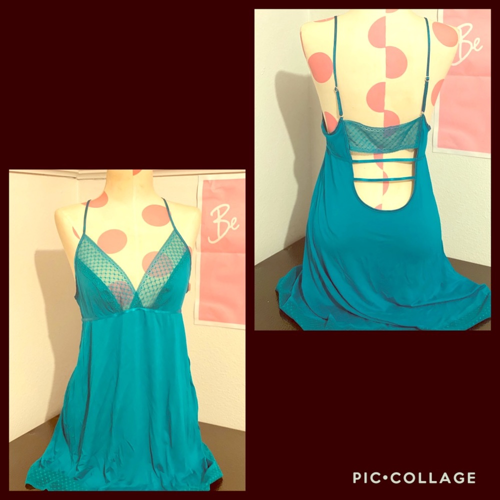 Victoria’s Secret Lingerie Slip NWT